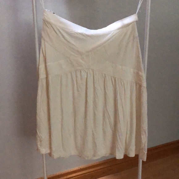 Cream coloured Danish Designer skirt - Picture 3 of 5